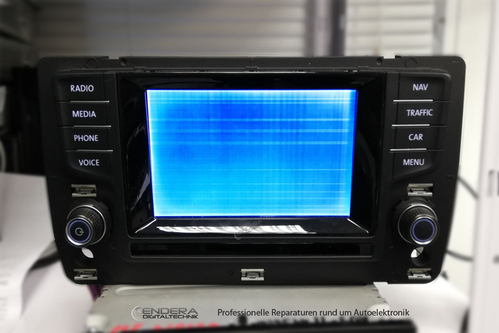 Navigation Displayfehler Reparatur VW Golf VII