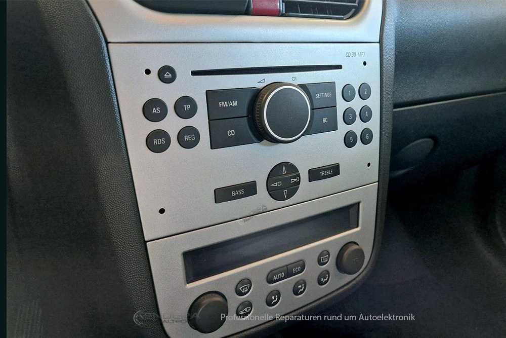 Navigation Reparatur Opel Corsa C