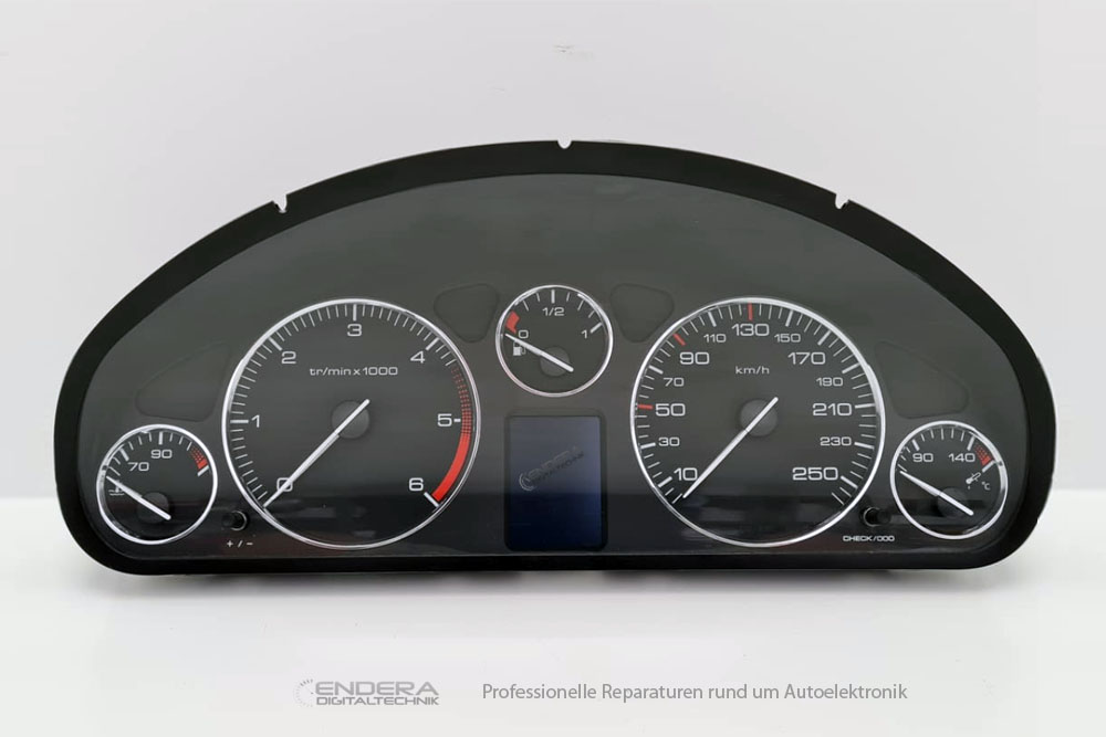 Displayfehler Reparatur Peugeot 407